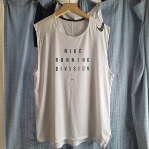 ✨️3 for $25✨️Nike Running Tank Sz XL